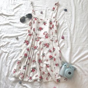 White and Flower sundress
